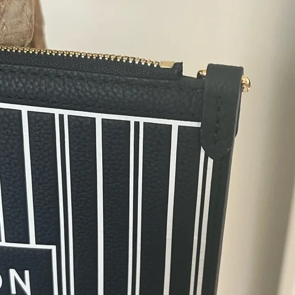 Louis Vuitton Inside Out Neverfull Pouch MM - Picture 7 of 9